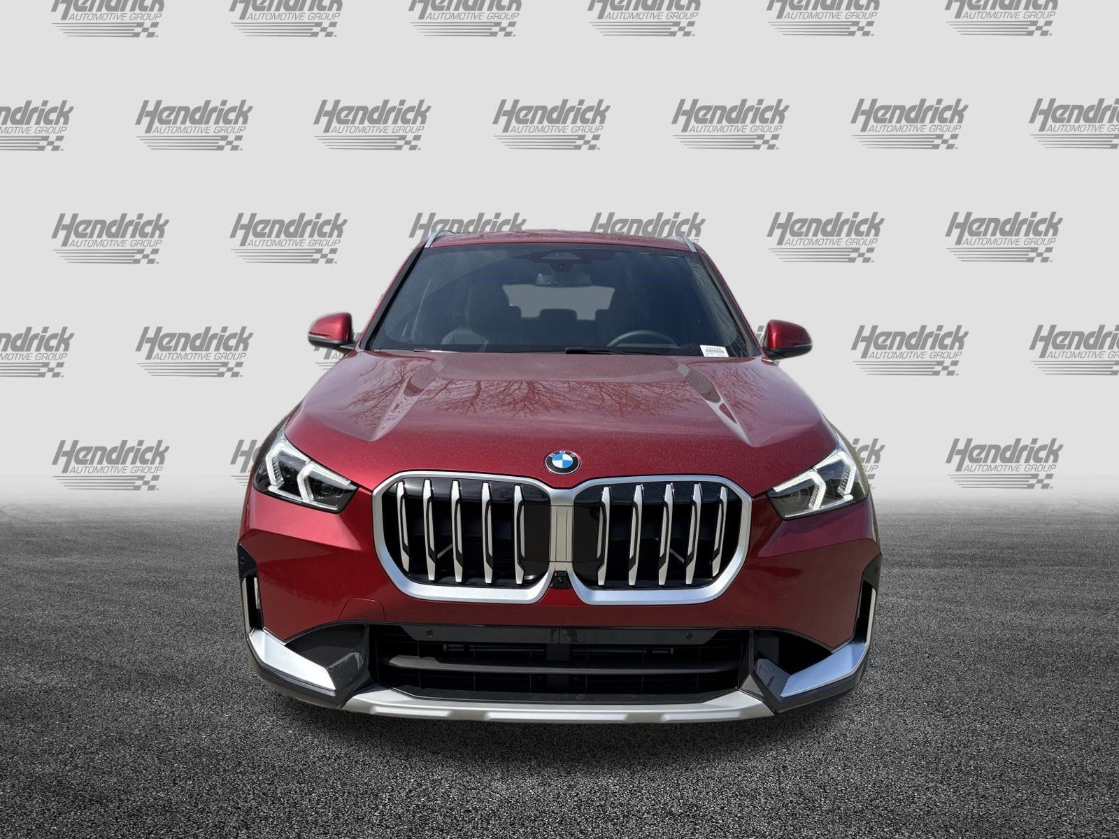 Used 2026 BMW X1 xDrive28i w/ Technology Package AWD/4WD image 3