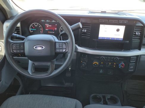 Used 2024 Ford F250 XL w/ STX Appearance Package AWD/4WD image 9