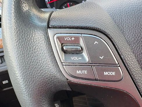 Used 2014 Hyundai Santa Fe Sport image 25