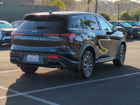 Certified 2024 INFINITI QX60 Pure image 7