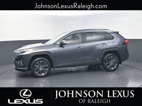 Used 2023 Toyota RAV4 Limited image 2