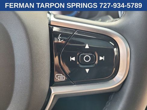 Certified 2023 Volvo S60 T8 Plus image 29