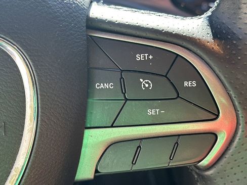 Used 2019 Dodge Challenger SXT w/ Blacktop Package image 20