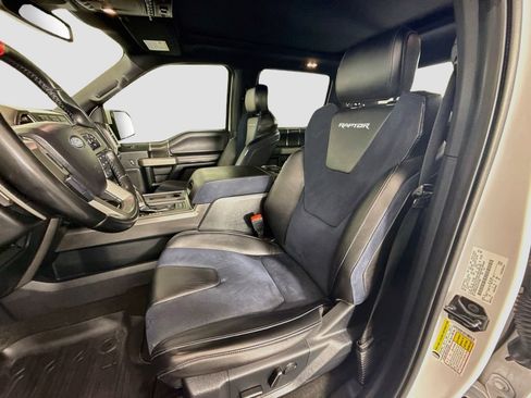 Used 2020 Ford F150 Raptor w/ Equipment Group 802A Luxury AWD/4WD image 22