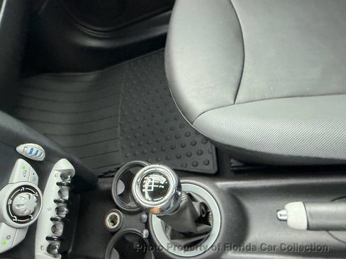 Used 2009 MINI Cooper Hardtop FWD image 54