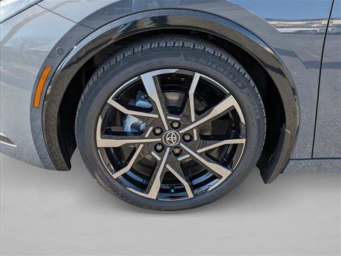 New 2026 Toyota Prius Plug-In Hybrid image 10