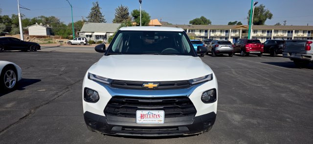 Used 2023 Chevrolet TrailBlazer LS AWD/4WD image 3