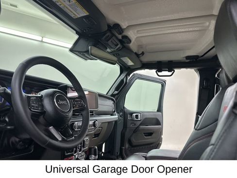 Used 2025 Jeep Wrangler Unlimited Rubicon w/ Safety Group AWD/4WD image 32