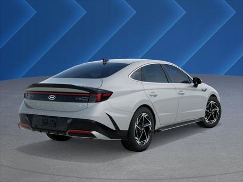 New 2026 Hyundai Sonata SEL AWD/4WD image 4