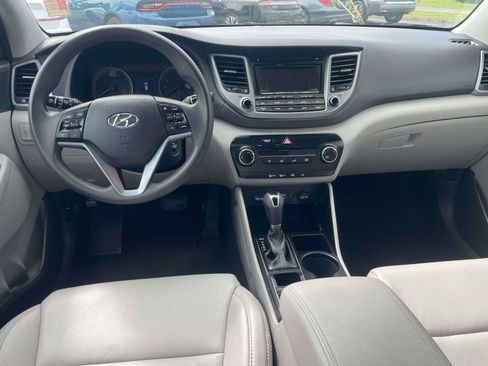 Used 2016 Hyundai Tucson SE w/ Option Group 02 AWD/4WD image 7