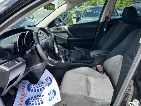 Used 2013 MAZDA MAZDA3 i SV image 10