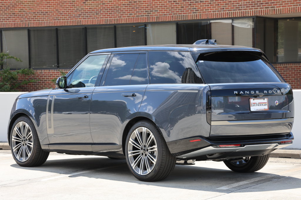 New 2026 Land Rover Range Rover SE AWD/4WD image 2