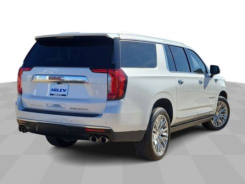 Certified 2023 GMC Yukon XL Denali image 8