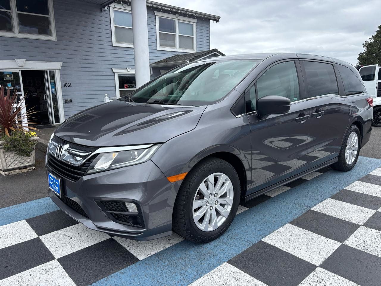 Used 2020 Honda Odyssey LX image 2