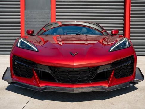 Used 2025 Chevrolet Corvette Z06 w/ Z07 Performance Package image 26