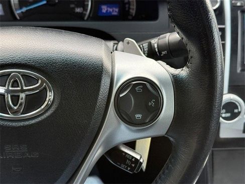 Used 2013 Toyota Camry SE image 19