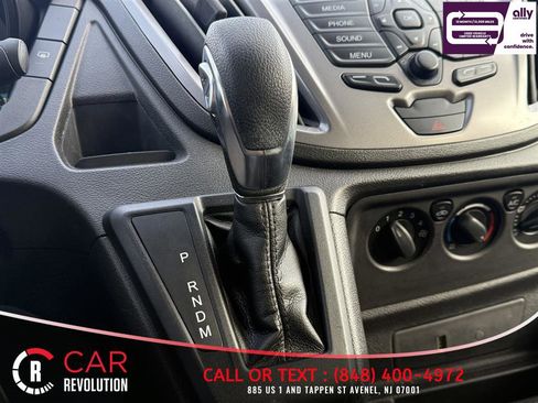 Used 2019 Ford Transit 150 XLT image 17