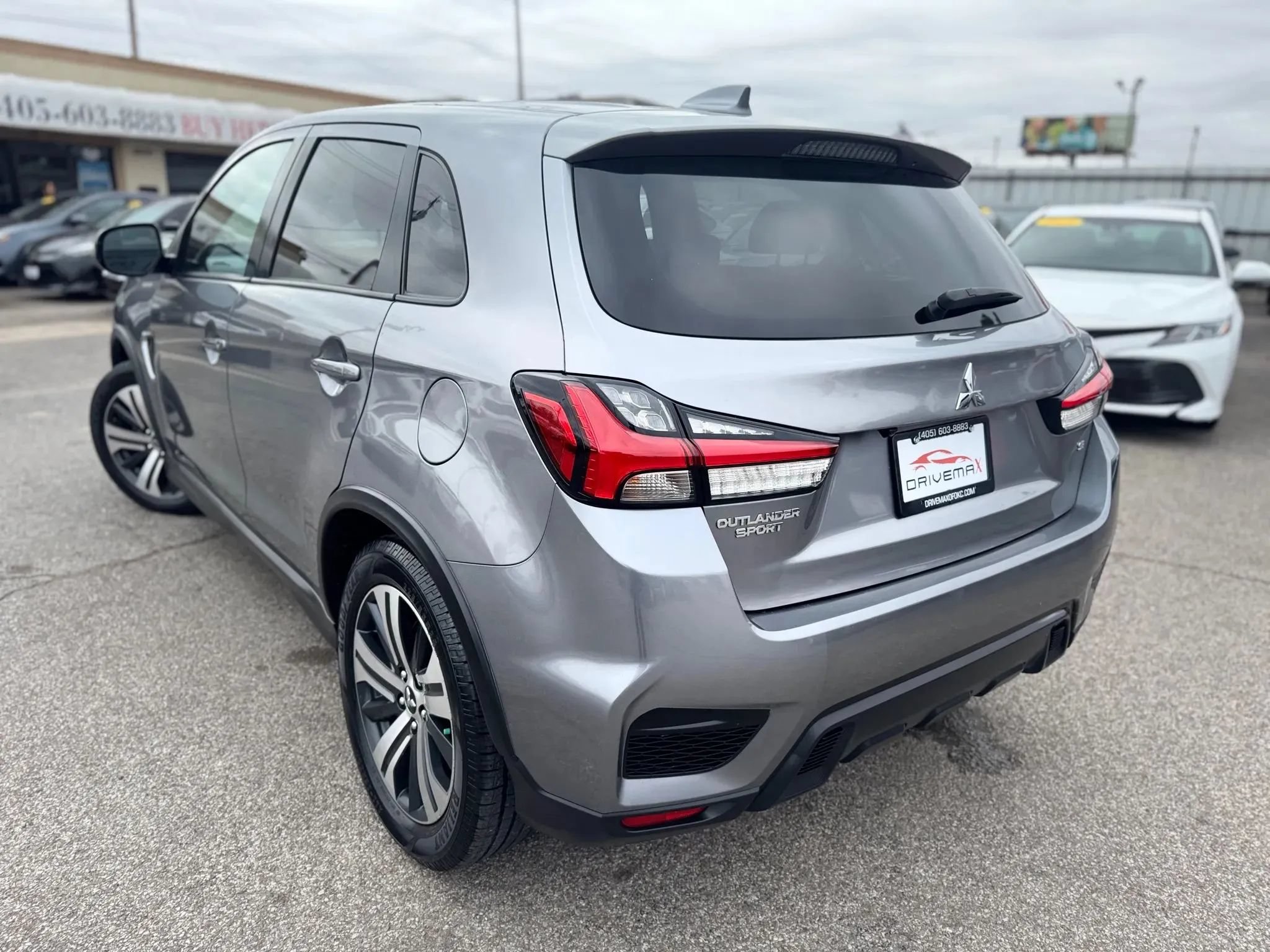 Used 2021 Mitsubishi Outlander Sport SE FWD image 5