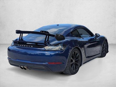 Used 2023 Porsche 718 Cayman RWD image 4