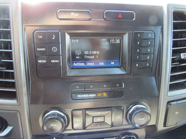 Used 2017 Ford F550 2WD Regular Cab Super Duty image 31