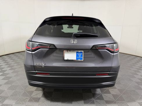 New 2026 Honda HR-V LX image 8