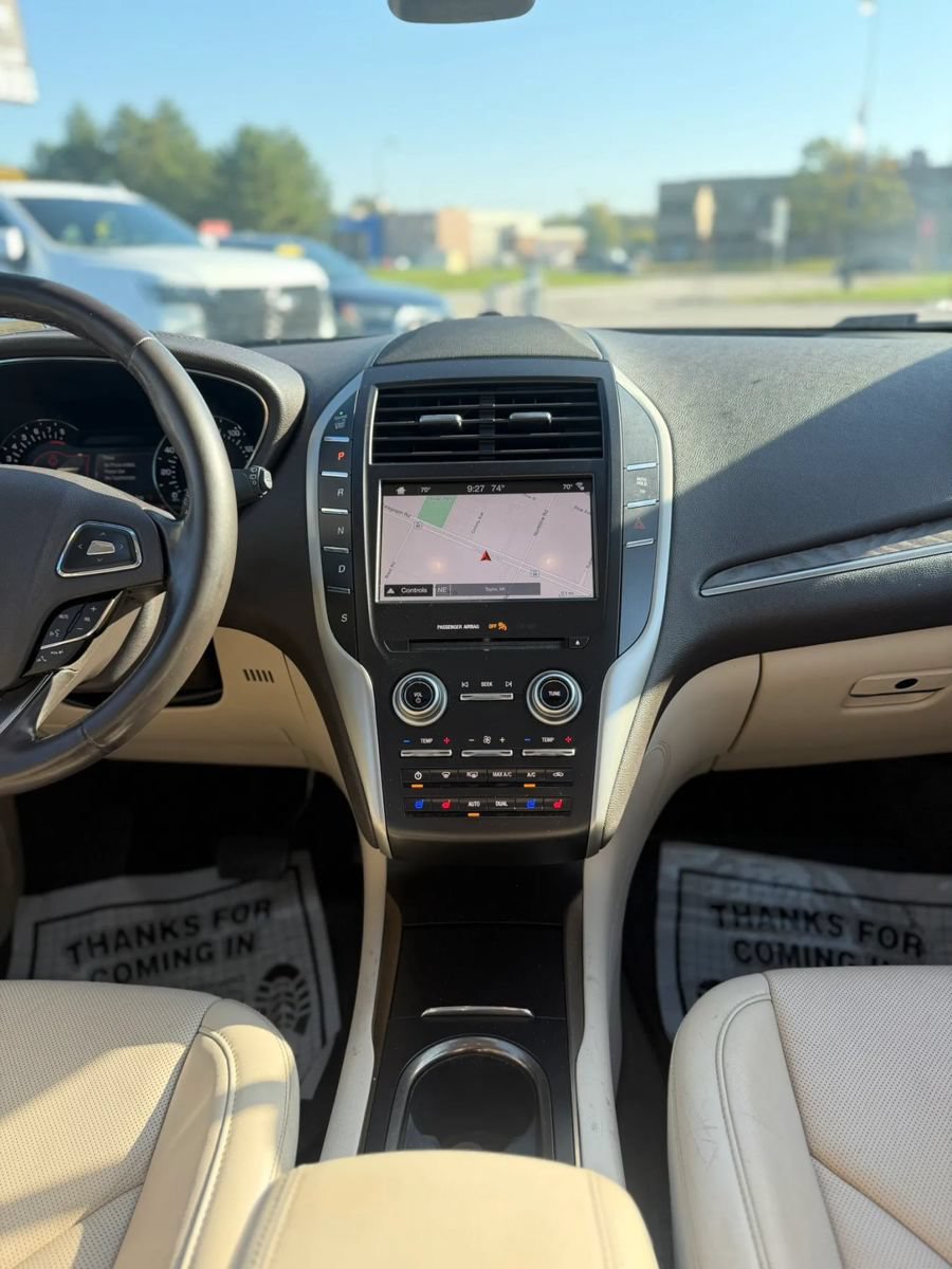 Used 2019 Lincoln MKC Reserve w/ MKC Climate Package AWD/4WD image 10