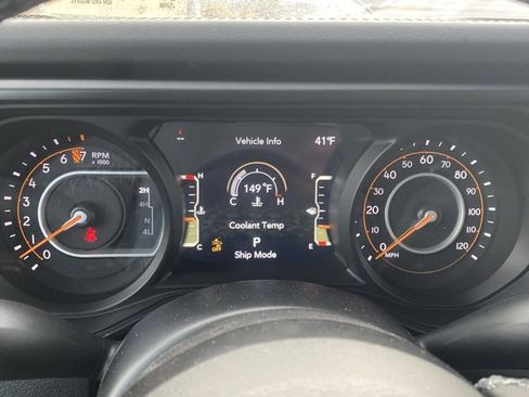 New 2026 Jeep Gladiator Mojave image 18