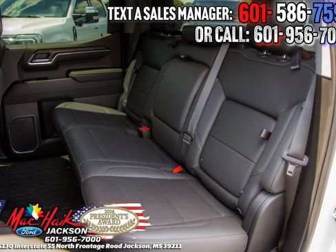 Used 2023 GMC Sierra 1500 SLT w/ SLT Premium Package AWD/4WD image 9