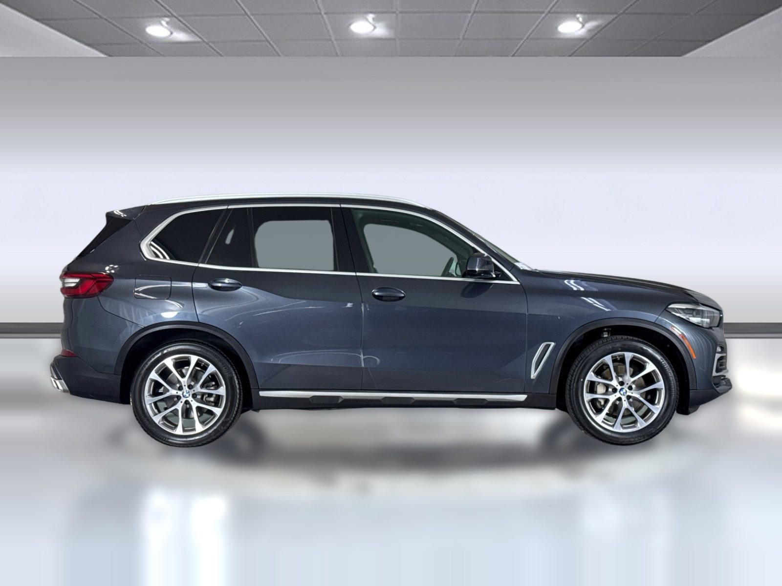 Used 2019 BMW X5 xDrive40i w/ Convenience Package AWD/4WD image 8
