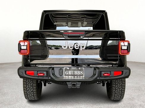 New 2025 Jeep Gladiator Rubicon w/ Safety Group image 7