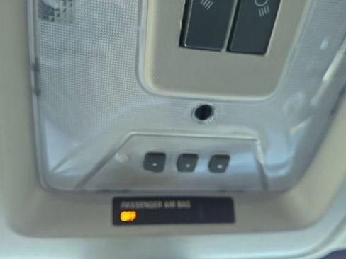 Used 2014 Cadillac SRX Luxury image 28