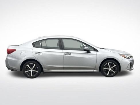 Used 2019 Subaru Impreza 2.0i Premium w/ Popular Package #1 AWD/4WD image 9