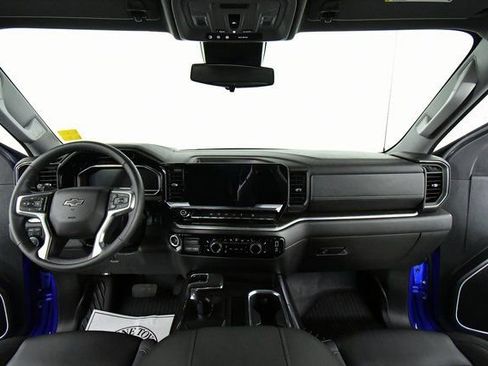 Used 2025 Chevrolet Silverado 1500 RST image 18