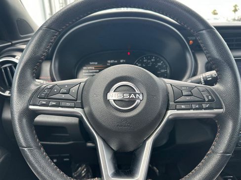 Certified 2023 Nissan Kicks SR FWD image 23