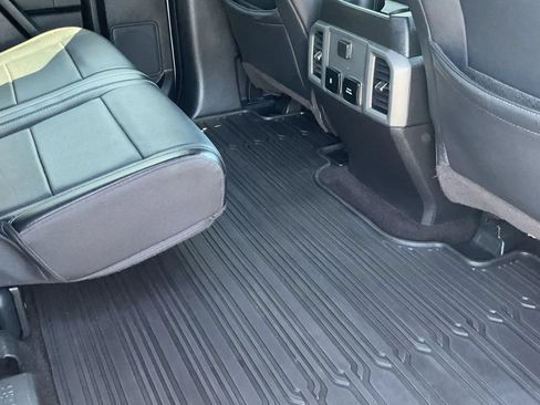 Used 2018 Ford F150 Raptor w/ Equipment Group 801A Mid AWD/4WD image 48