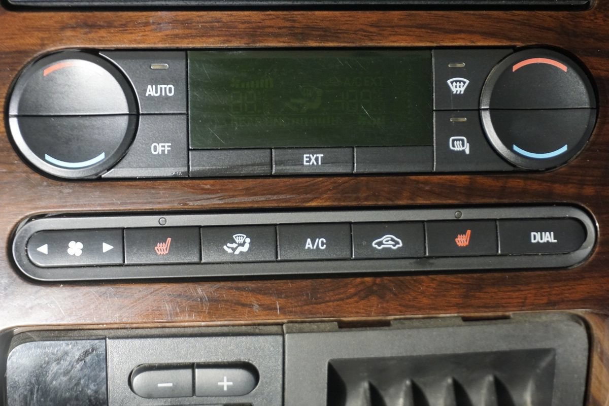 Used 2008 Ford F250 Lariat AWD/4WD image 15