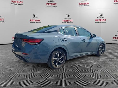 Used 2025 Nissan Sentra SV FWD image 5