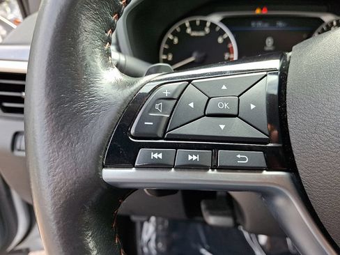 Used 2024 Nissan Altima 2.5 SR FWD image 20
