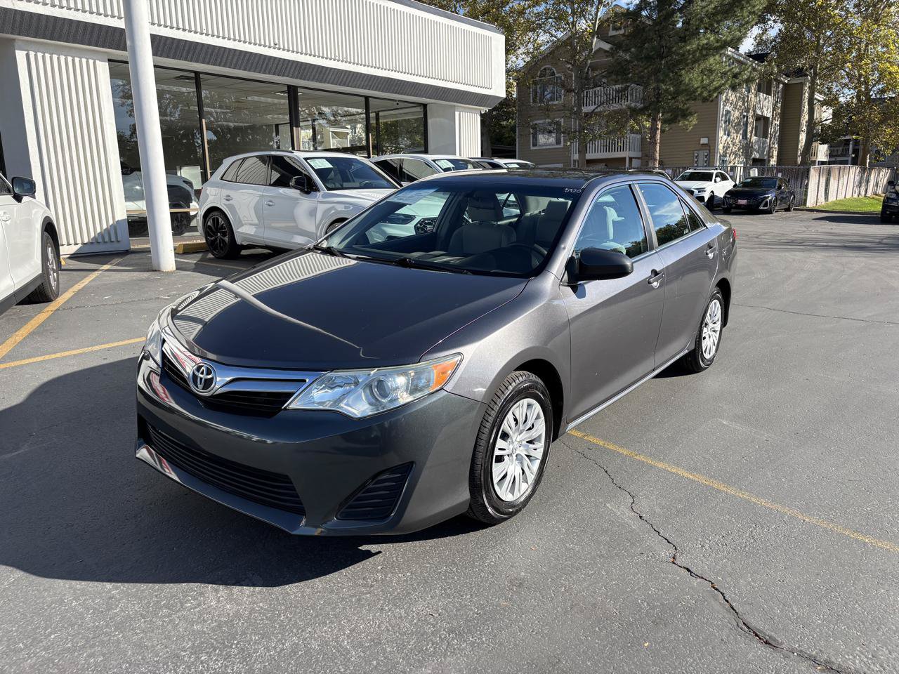 Used 2014 Toyota Camry LE w/ Fleet Convenience Package FWD image 15