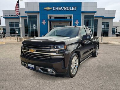 Used 2019 Chevrolet Silverado 1500 High Country w/ Technology Package