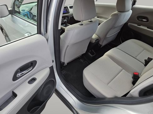 Used 2016 Honda HR-V LX image 20