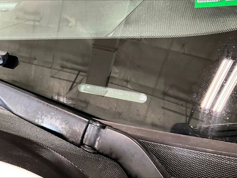 Used 2018 Chevrolet Silverado 1500 LT w/ LT Fleet Convenience Package image 32