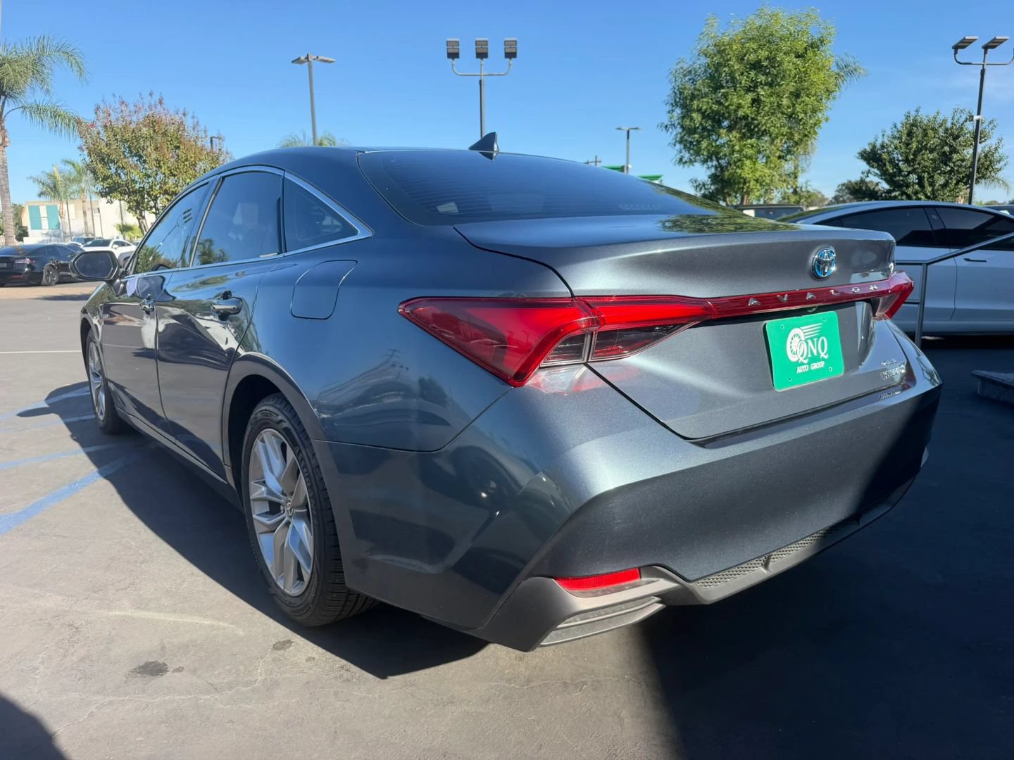 Used 2021 Toyota Avalon XLE FWD image 9