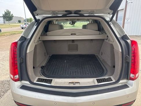 Used 2016 Cadillac SRX Luxury w/ Driver Awareness Package AWD/4WD image 18