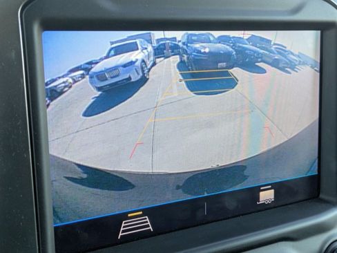 Used 2022 Chevrolet Silverado 1500 LT image 12