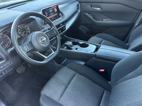 Used 2024 Nissan Rogue SV image 12