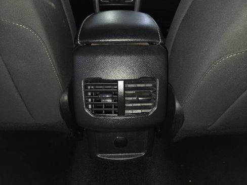 Used 2017 Ford Fusion SE w/ Fusion SE Technology Package FWD image 23