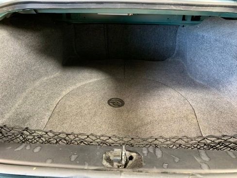 Used 2000 Chevrolet Impala w/ Preferred Equipment Group FWD image 24