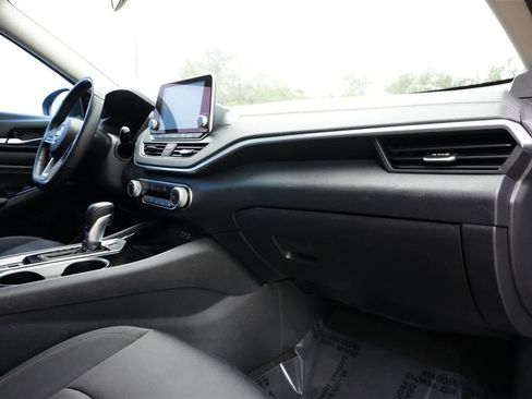 Used 2022 Nissan Altima 2.5 SV w/ SV Premium Package image 23