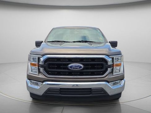 Used 2021 Ford F150 XLT w/ Trailer Tow Package RWD image 9